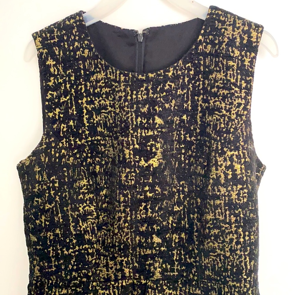 Veto Moda I Classy Black and Gold Dress